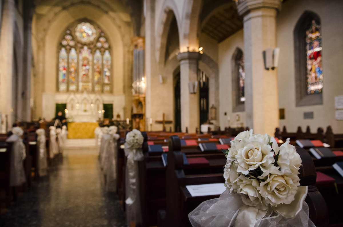 如何预订西什库教堂婚礼，西什库教堂婚礼流程，西什库教堂婚礼的价格、多少钱可以办。